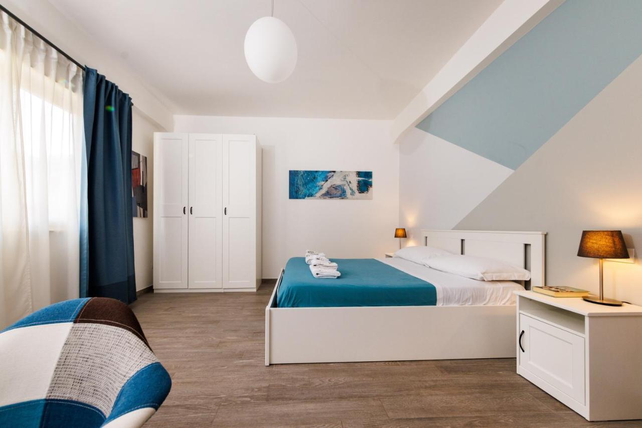 Blue Apartment Messina Eksteriør billede
