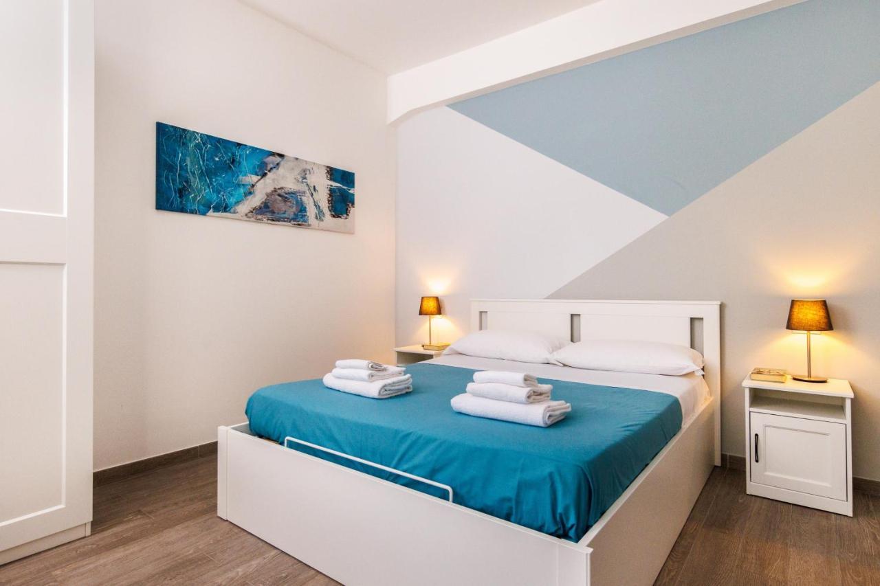 Blue Apartment Messina Eksteriør billede