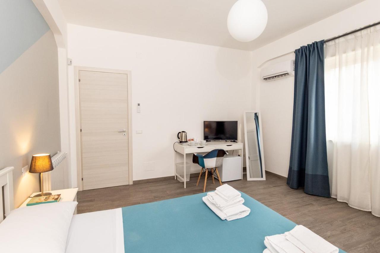 Blue Apartment Messina Eksteriør billede